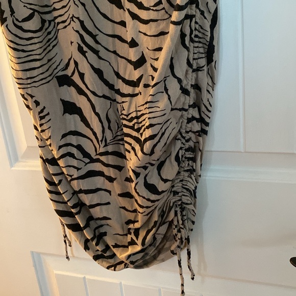 Zebra Print Ruched Dress - Picture 3 of 3